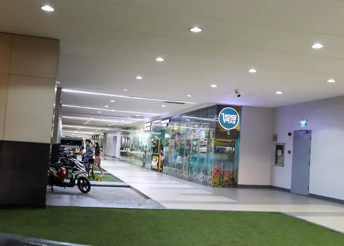 Contemporary Space At Shore 2, Near Moa * Manila