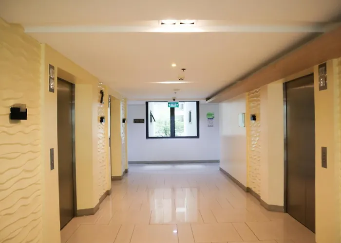 Contemporary Space At Shore 2, Near Moa *