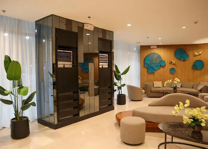 Apartahotel Contemporary Space At Shore 2, Near Moa Manila